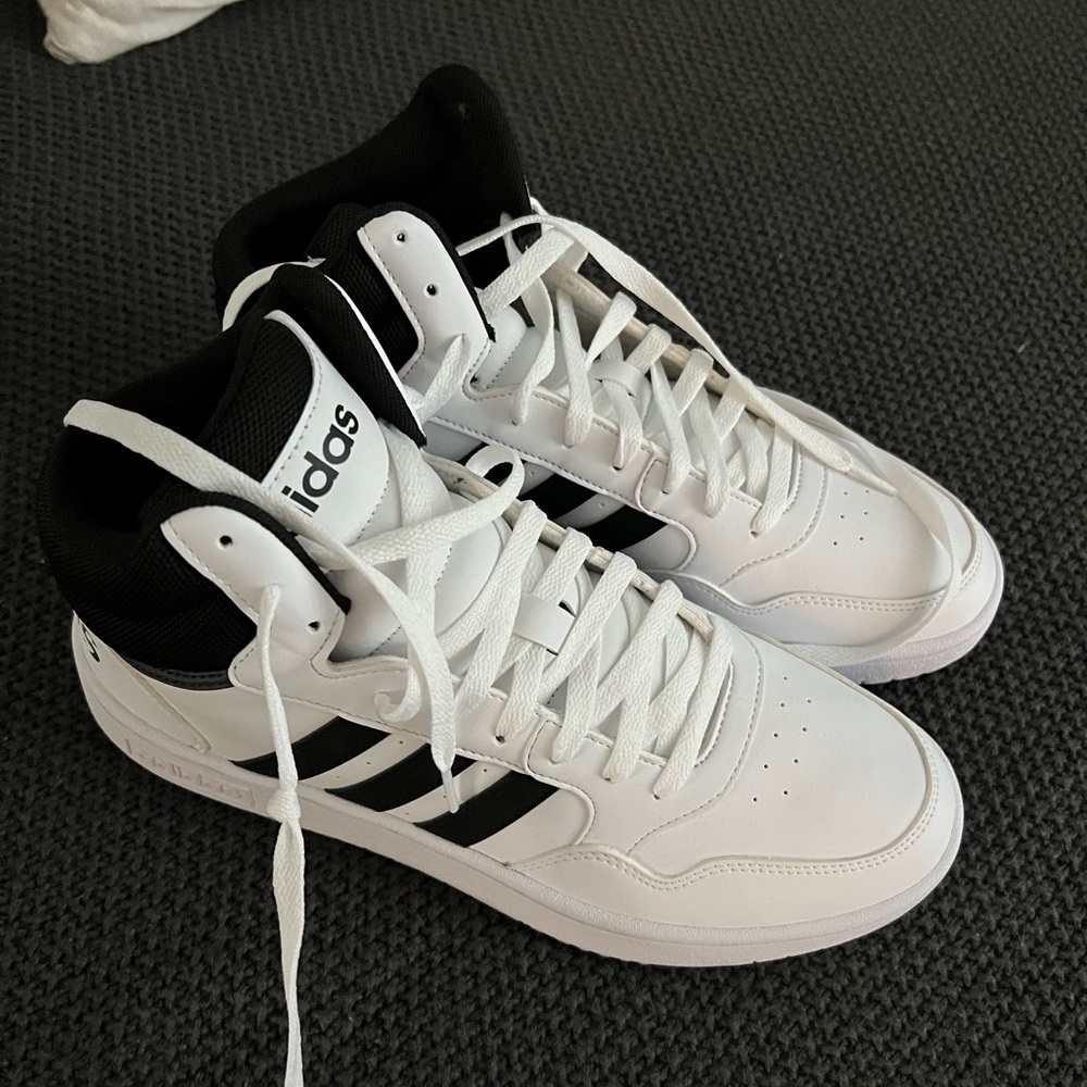 NWOT OR BOX adidas high tops